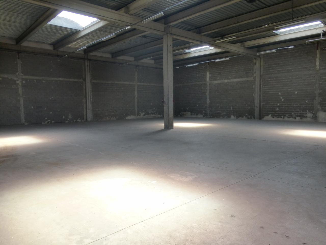 Local d'activité Vitrolles 817m² Location local d'activité Vitrolles Bouches-du-Rhône OLACT2423973 3